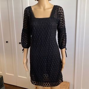 Solitaire by Ravikhosla-Black crochet dress Fully lined-Sz M 3/4 sleeves w/ties